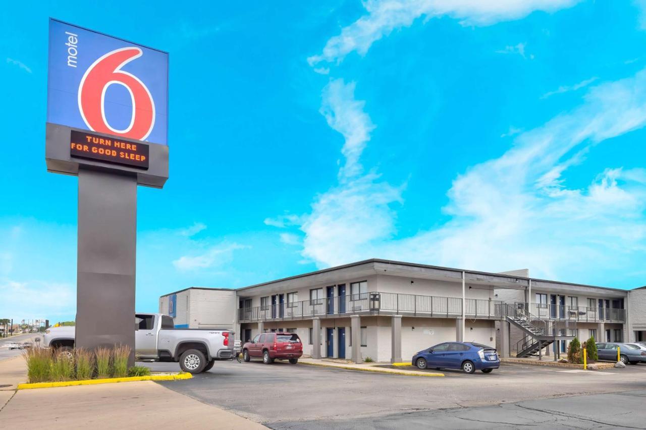 Motel 6-Villa Park, Il - Chicago West Екстериор снимка