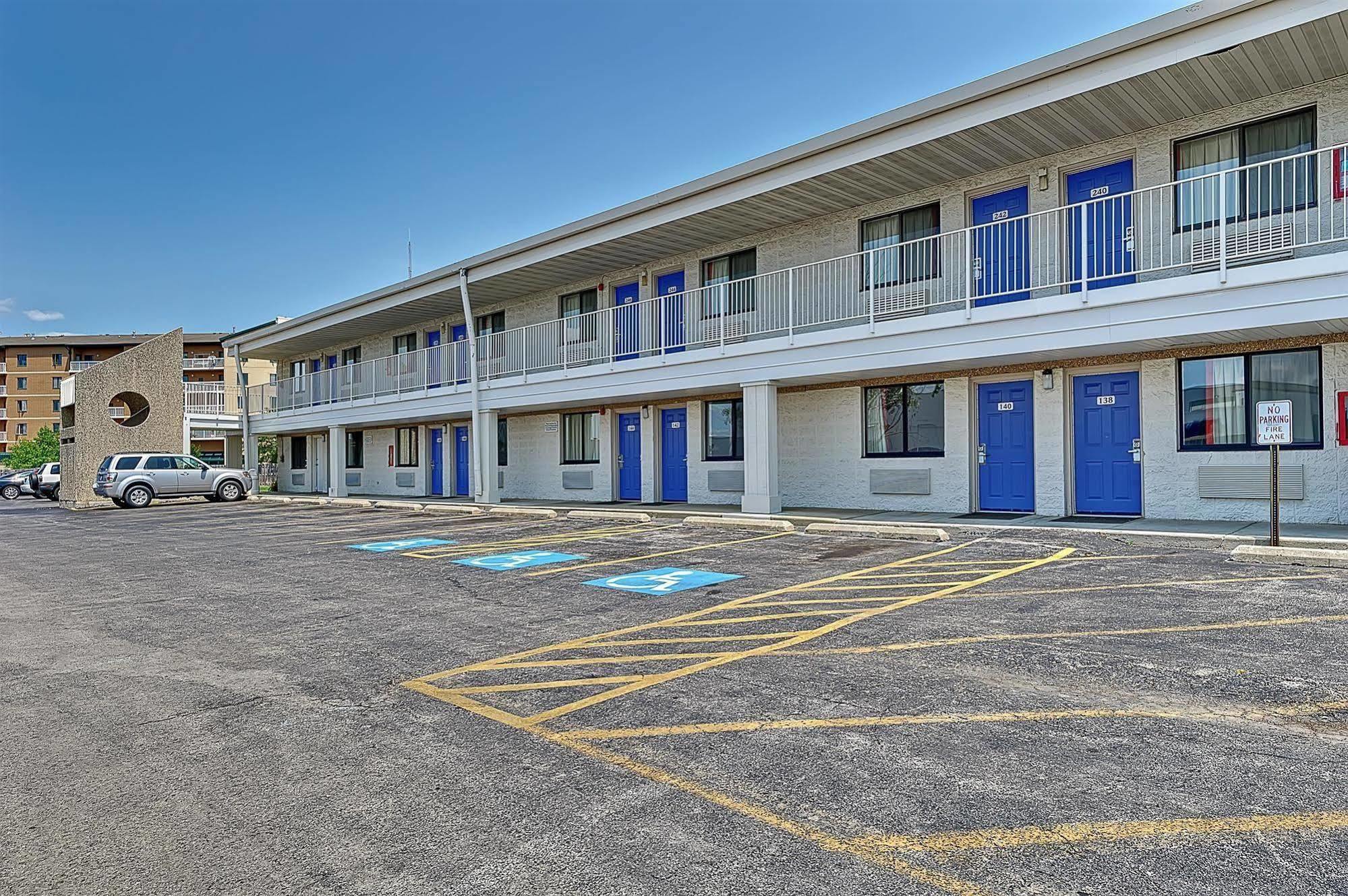 Motel 6-Villa Park, Il - Chicago West Екстериор снимка