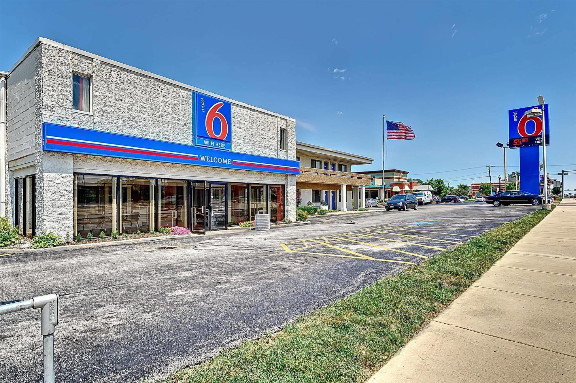 Motel 6-Villa Park, Il - Chicago West Екстериор снимка