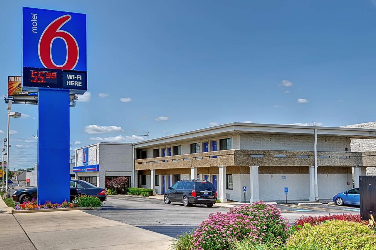 Motel 6-Villa Park, Il - Chicago West Екстериор снимка